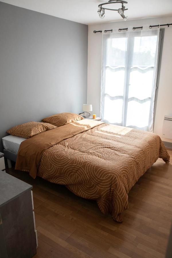 Lorraine Apartment Mantes-la-Jolie Exterior photo